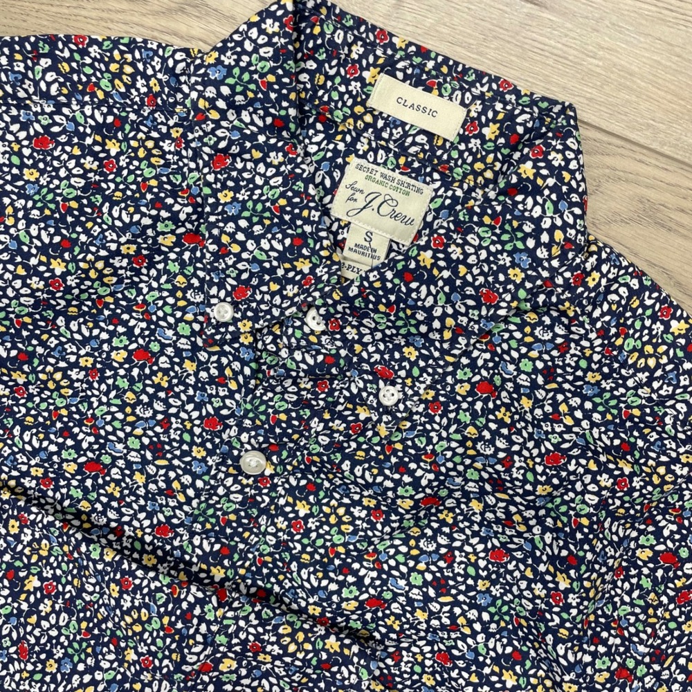 J.Crew Button Down Shirt Mens Small Blue Floral Secret Wash Organic Cotton BF793